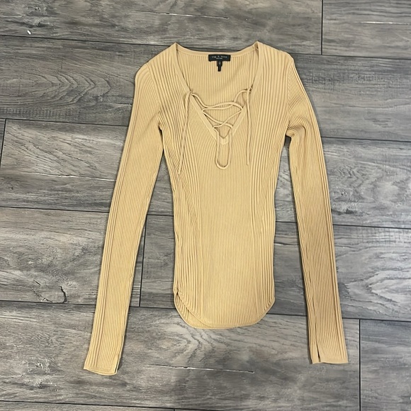 rag & bone Tops - Rag and bone women top
Brand new
Never worn 
Without tags
Size XS